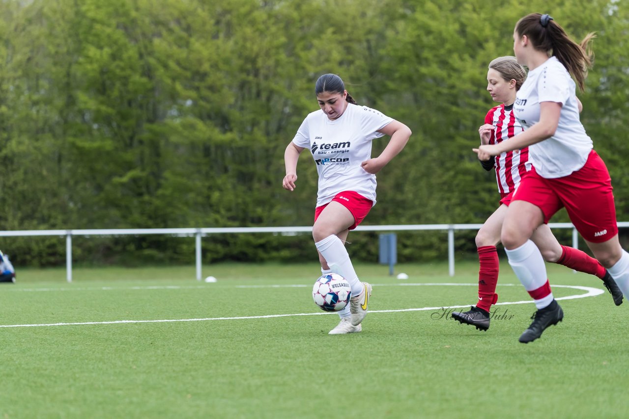 Bild 280 - wBJ SV Wahlstedt - TuS Tensfeld : Ergebnis: 0:0